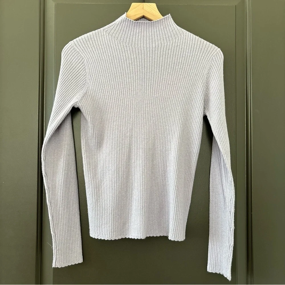 Uniqlo Ribbed Glitter High Neck LongSleeve T-Shirt Lavender Scalloped Size Small - Picture 4 of 8